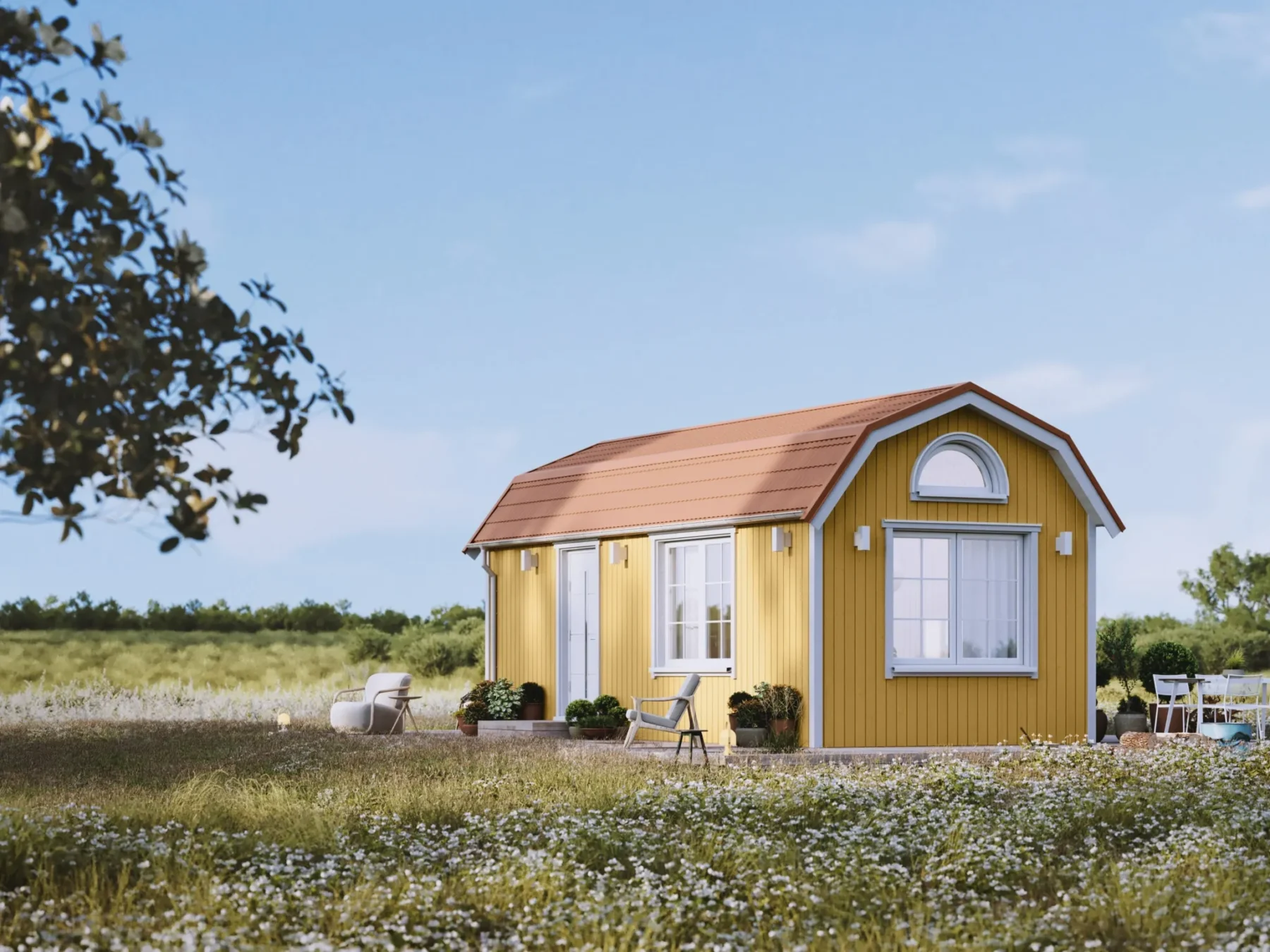 Mikrohus_Mansard_30.2m_Eksteriør_Sommergul_akrylmaling_fasade_stående_panel_hvit_ytterdør_vinduer_sprosser_blikktak_veranda